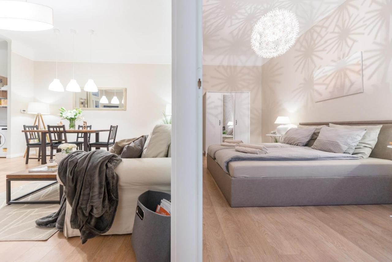 Downtown Heart 3 Bdr, 2 Bath, A/C Apartment บูดาเปสต์ ภายนอก รูปภาพ